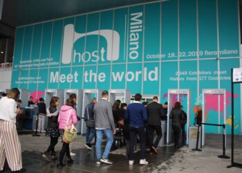 host milano