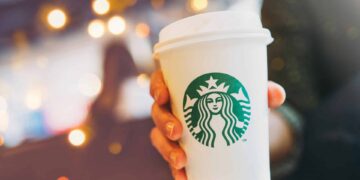 Starbucks and Grubhub have announced a partnership in the United States (US) to deliver Starbucks orders direct to customers’ doors. Image: ManuPadilla/stock.adobe.com