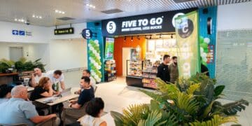 Romanian coffee chain 5 to go has announced the opening of two new coffee shops in Henri Coanda International Airport, in Bucharest Romania.