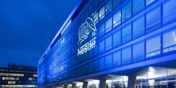 Nestlé Professional has unveiled a new material from used coffee grounds and waste plastic to be used in its Nescafé furniture units. 