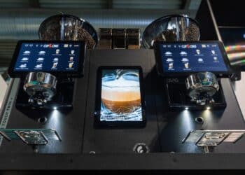 Latte Art Factory says the BaristaOne Touch Series is the only coffee machine with a fully separate ad screen.