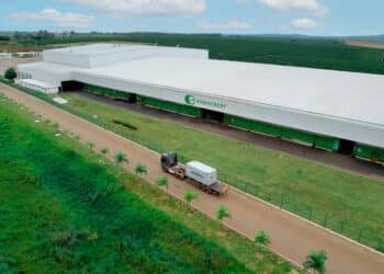 Expocacer says it is increasing its warehouse capacity to meet growing demand.
