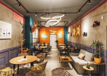 5 to go's flagship store in Braşov, which opened in 2023.