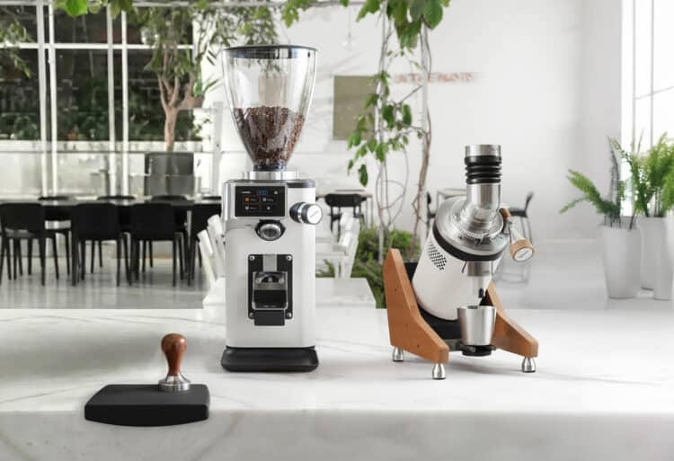 The Ceado REV Zero and E37Z-Naked grinders.