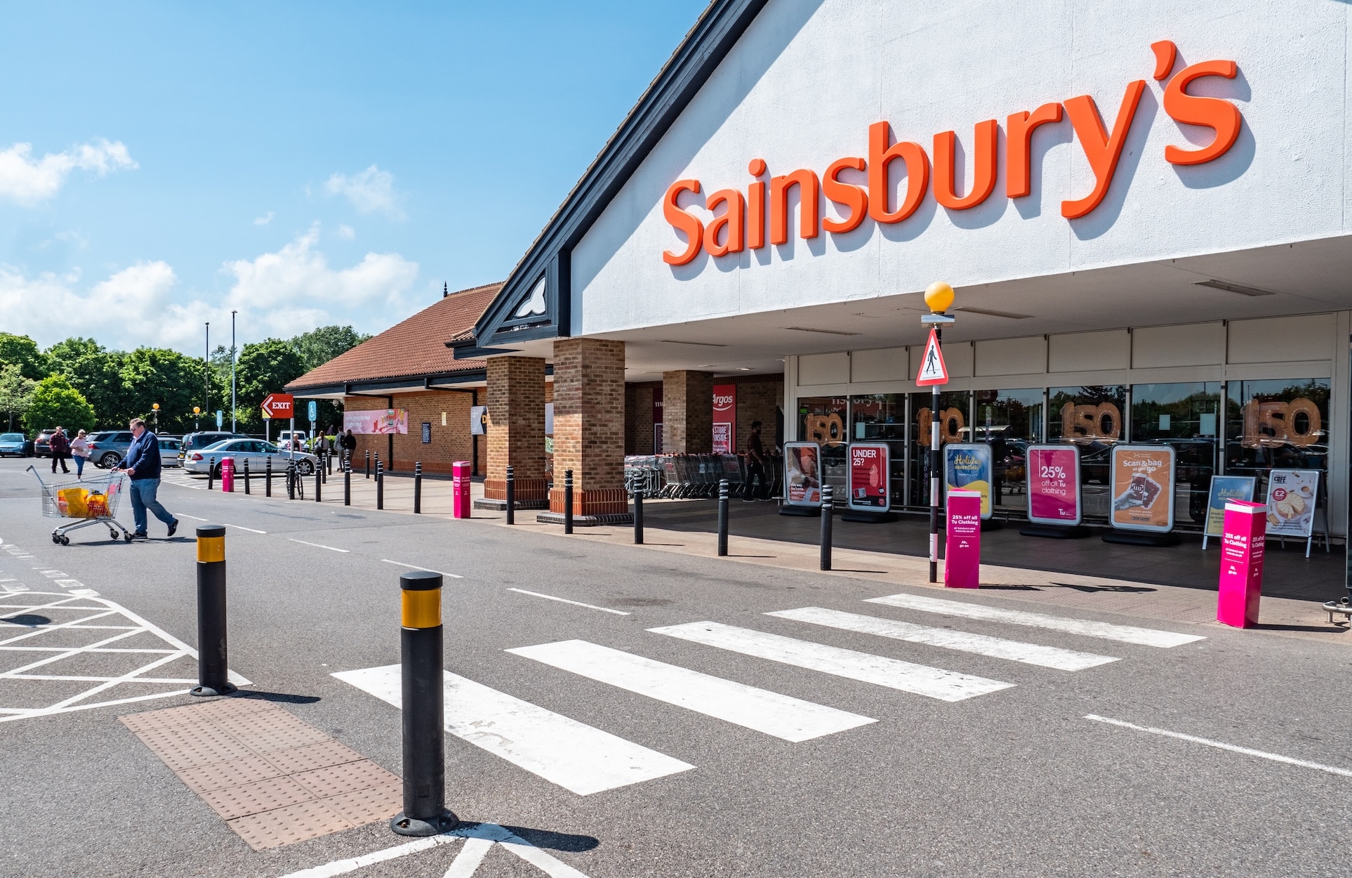 UK specialty chain partners with major supermarket